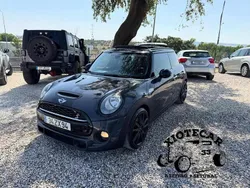 Cinzento Usado 2014 Mini Cooper S Citadino | € 17.250