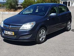 Usado 2007 Opel Astra Sedan | € 2.800 (Bom preço)