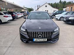 Preto Usado 2014 Mercedes C220 Avantgarde Sedan | € 18.800