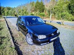 Preto Usado 2003 VW Golf IV | € 2.950 (Preço justo)