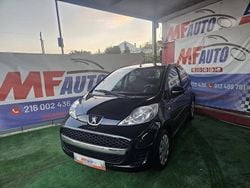 Preto Usado 2010 Peugeot 107 Citadino | € 5.500 (Preço justo)