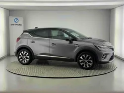 Cinzento Usado 2024 Renault Captur Techno SUV | € 20.990 (Preço justo)