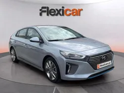 Cinza Usado 2017 Hyundai Ioniq Sedan | € 13.990 (Preço justo)