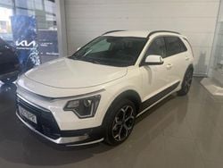 Branco Usado 2025 Kia Niro SUV | € 32.900 (Preço justo)