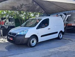 Branco Usado 2018 Peugeot Partner Monovolume | € 13.450 (Preço justo)