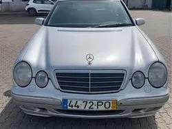 Usado 2000 Mercedes E270 Sedan | € 4.500