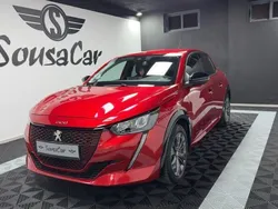 Vermelho Usado 2022 Peugeot e-208 Allure Citadino | € 18.500 (Bom preço)