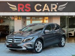 Cinza Usado 2016 Mercedes GLA220 Urban SUV | € 26.750