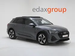 Cinza Usado 2019 Audi e-tron Advanced SUV | € 28.990 (Bom preço)