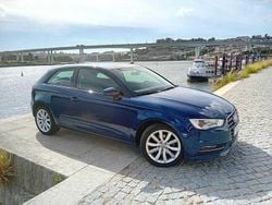 Azul Usado 2013 Audi A3 | € 13.900 (Preço elevado)