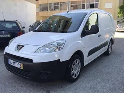 Branco Usado 2012 Peugeot Partner Monovolume | € 3.000