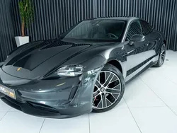 Cinzento Usado 2020 Porsche Taycan Sedan | € 68.900 (Bom preço)