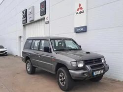 Cinzento Usado 1999 Mitsubishi Pajero SUV | € 12.500 (Super Preço)