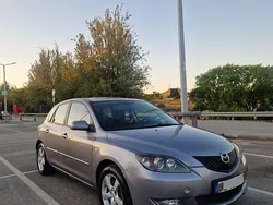 Usado 2004 Mazda 3 Sedan | € 4.750 (Caro)