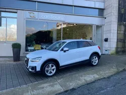 Branco cinzento, preto Usado 2017 Audi Q2 Sport SUV | € 24.900 (Preço elevado)