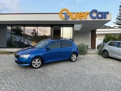 Azul Usado 2021 Skoda Fabia Ambition Citadino | € 12.490 (Preço justo)