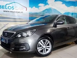 Cinzento Usado 2018 Peugeot 308 Style Citadino | € 11.990 (Bom preço)