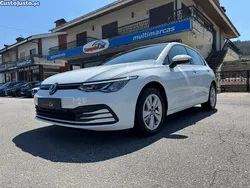 Branco Usado 2022 VW Golf VIII Conceptline | € 24.990 (Preço justo)
