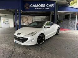 Branco (metalizado) Usado 2011 Peugeot RCZ Coupé | € 16.390 (Caro)