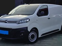 Branco Usado 2019 Citroën Jumpy Monovolume | € 15.900