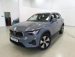 Cinzento Usado 2022 Volvo XC40 SUV | € 25.980