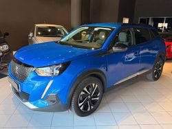 Azul Usado 2022 Peugeot 2008 Allure SUV | € 16.250 (Bom preço)