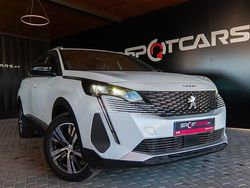 Branco Usado 2024 Peugeot 5008 Allure Monovolume | € 28.990 (Preço justo)