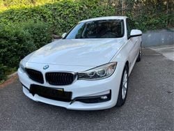 Branco Usado 2015 BMW 318 Gran Turismo Luxury Line | € 15.900