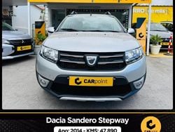 Cinzento Usado 2014 Dacia Sandero Stepway Citadino | € 13.900 (Caro)