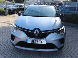 Cinzento Usado 2024 Renault Captur SUV | € 19.800 (Bom preço)