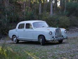 Branco Usado 1956 Mercedes 220 Sedan | € 62.750