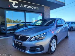Cinza Usado 2019 Peugeot 308 Style Citadino | € 15.450 (Preço justo)