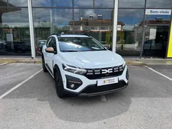 Branco Usado 2024 Dacia Sandero Citadino | € 17.900 (Preço justo)