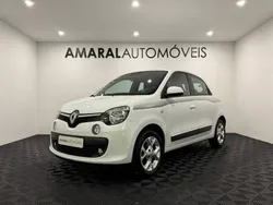 Branco Usado 2017 Renault Twingo LIMITED Citadino | € 10.900 (Preço justo)