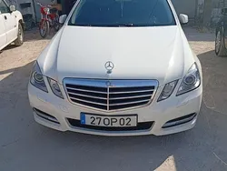 Usado 2011 Mercedes E220 Sedan | € 12.000