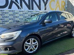 Cinzento Usado 2017 Renault Mégane GrandTour Carrinha | € 12.500 (Preço justo)