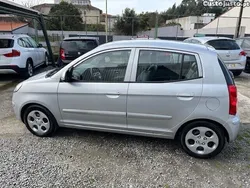 Cinza Usado 2009 Kia Picanto Citadino | € 4.999