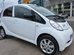 Branco Usado 2012 Peugeot iON Citadino | € 8.950