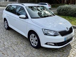 Branco Usado 2016 Skoda Fabia Citadino | € 11.999 (Preço elevado)