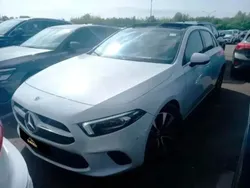 Branco Usado 2021 Mercedes A180 Progressive Citadino | € 24.450 (Super Preço)