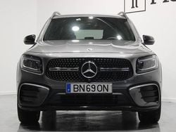 Cinza Usado 2024 Mercedes GLB180 AMG line SUV | € 49.900 (Super Preço)