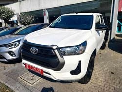 Branco Usado 2022 Toyota HiLux Pickup | € 34.500 (Preço justo)
