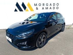 Phantom black (metalizada) Usado 2023 Hyundai i30 Style | € 20.200 (Preço justo)