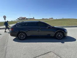 Usado 2016 Skoda Superb Sedan | € 9.500