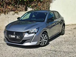 Branco Usado 2023 Peugeot 208 Allure Citadino | € 19.600 (Preço justo)