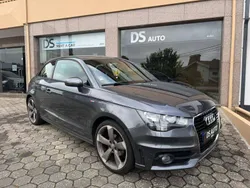 Cinzento Usado 2011 Audi A1 Citadino | € 11.750 (Caro)