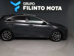 Cinza Novo 2024 Kia Ceed | € 24.250 (Caro)