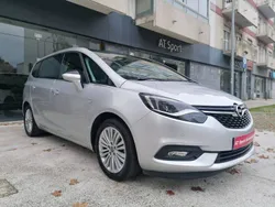 Cinza Usado 2017 Opel Zafira Innovation Monovolume | € 14.750 (Preço justo)