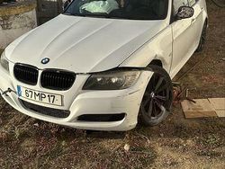 Usado 2008 BMW 320 Sedan | € 4.900