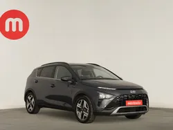 Cinzento Usado 2023 Hyundai Bayon Premium SUV | € 18.499 (Preço justo)